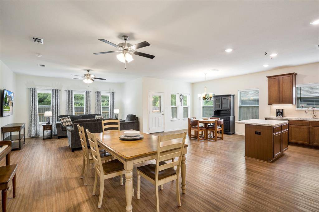 3303 Sweetwater Way, Sherman, TX 75090