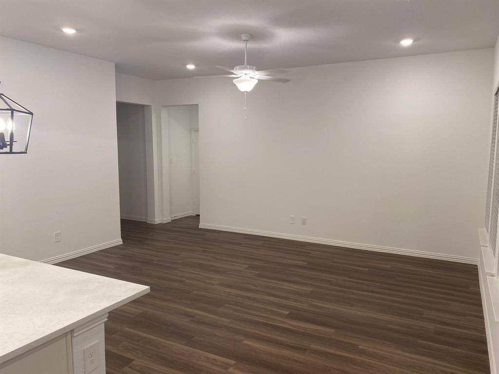1613 Pine valley Drive, Fort Worth, TX 76052