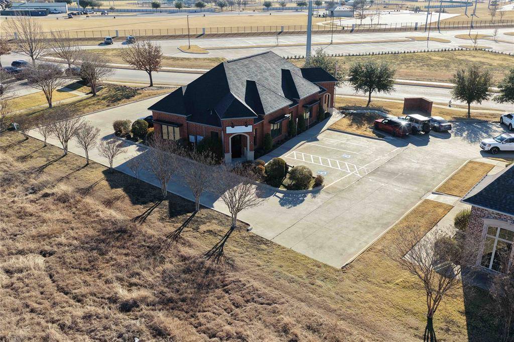 115 Park Place Boulevard, Waxahachie, TX 75165