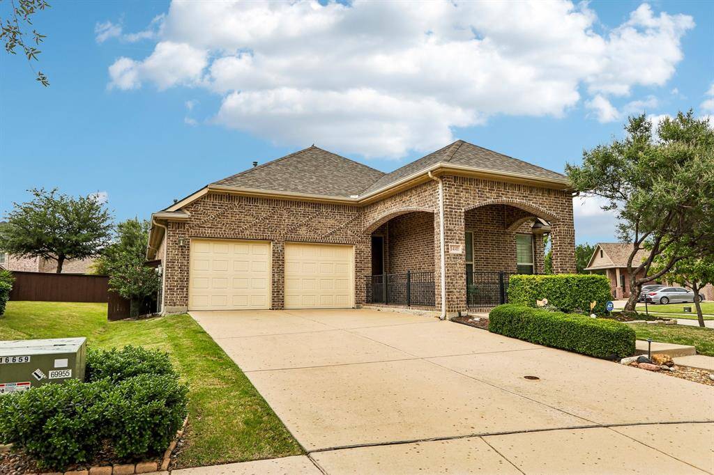1441 Isabella Lane, Aubrey, TX 76227