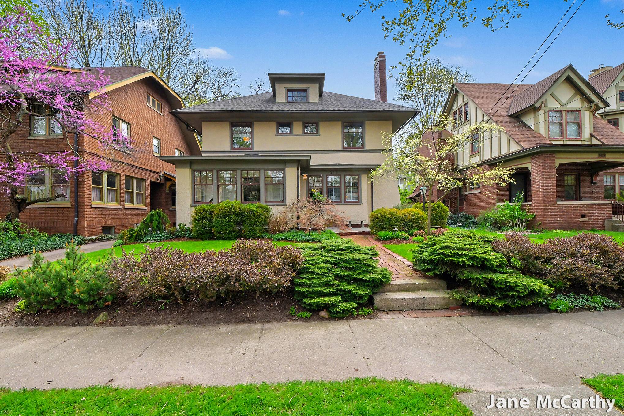 312 Morris AVE SE, City Of Grand Rapids, MI 49503