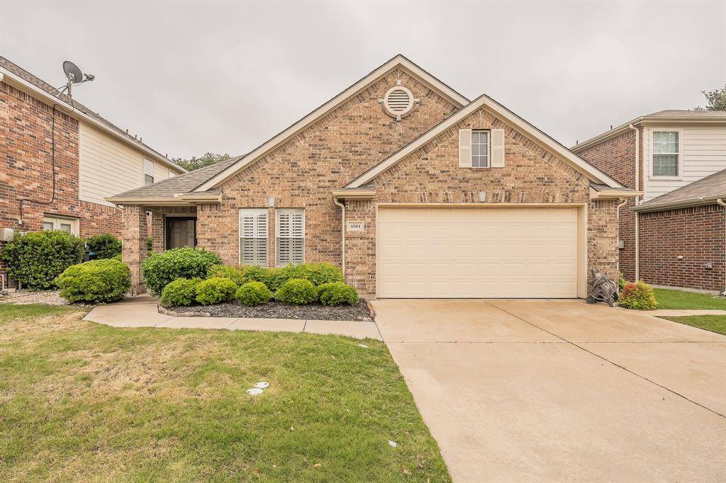 4504 Chris Drive, Fort Worth, TX 76244