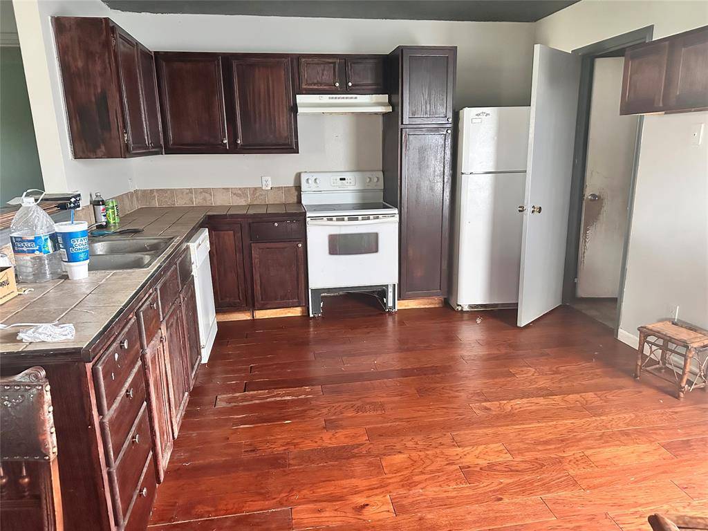 105 Hideaway Circle, Mesquite, TX 75149