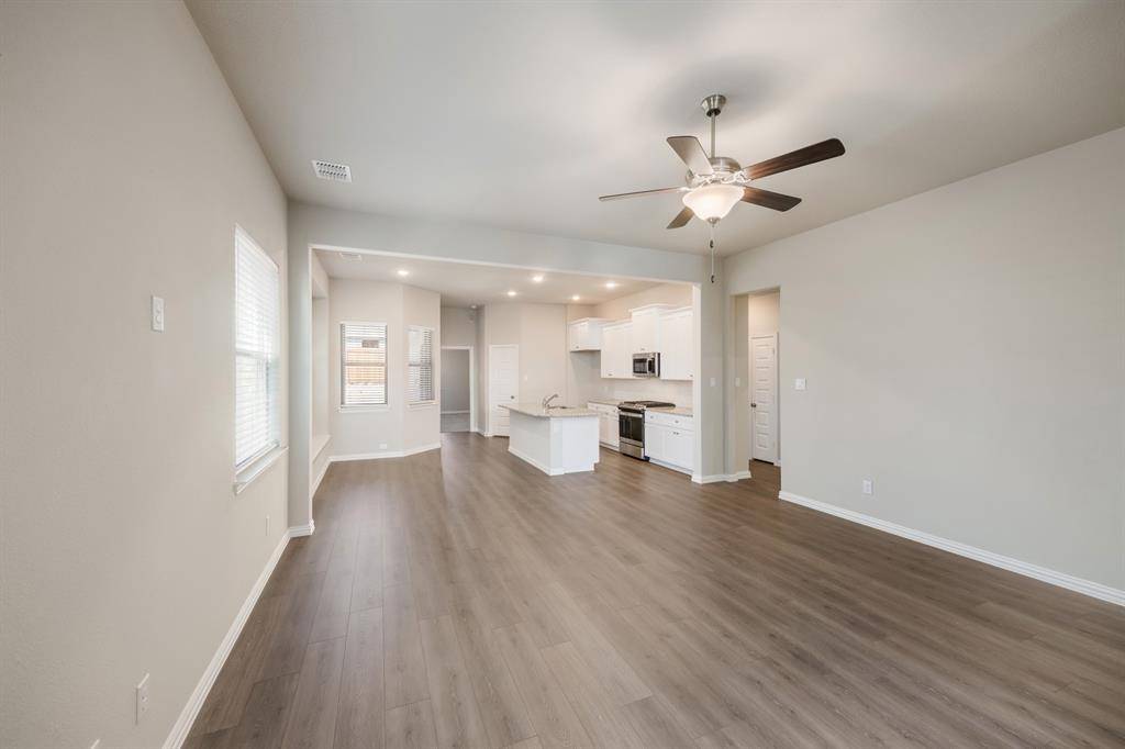 3937 Lakefield Drive, Heartland, TX 75114