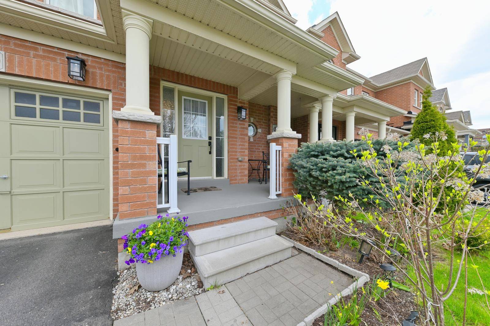 230 Duncan LN, Milton, ON L9T 8B6