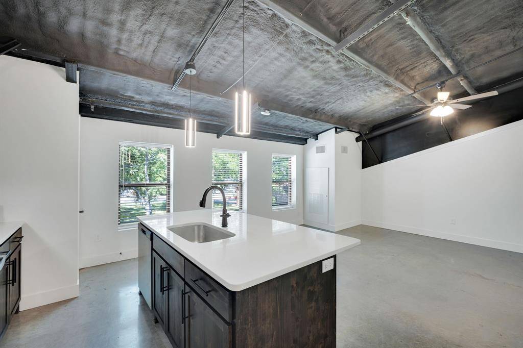 301 W Main Street #256, Midlothian, TX 76065