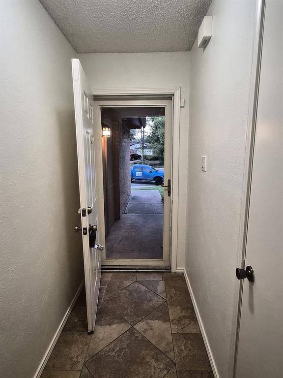 4218 Hunters Court, Arlington, TX 76016
