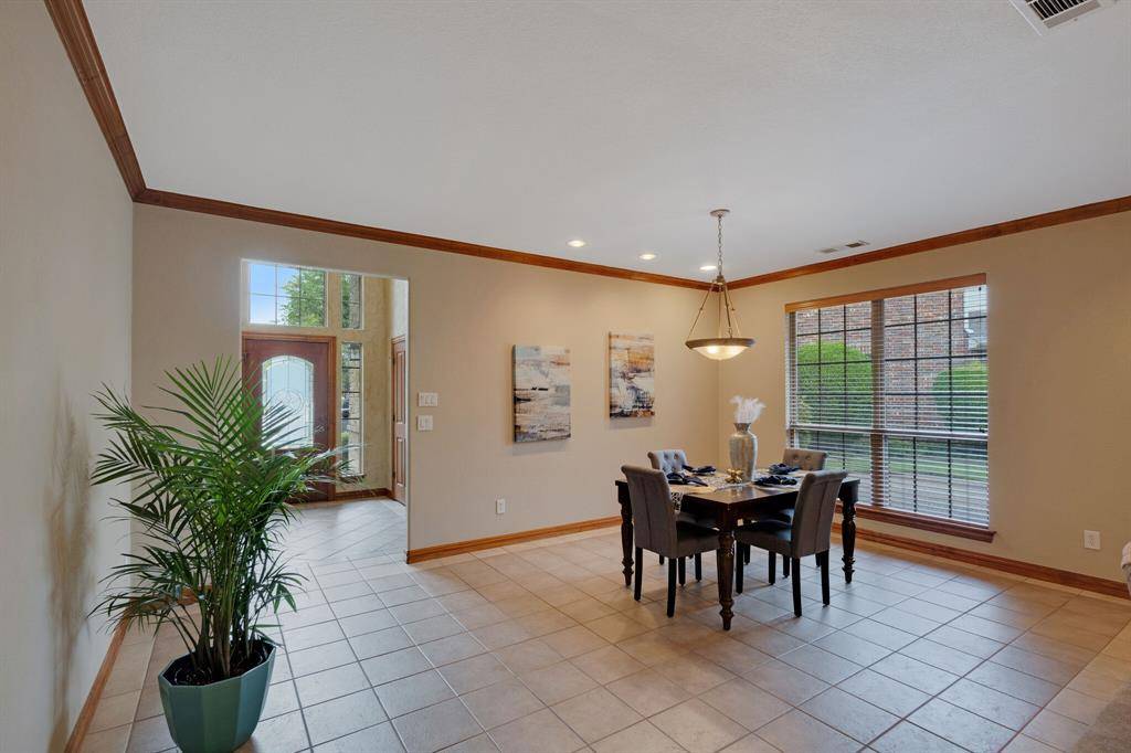 648 Laketrail Drive, Richardson, TX 75081