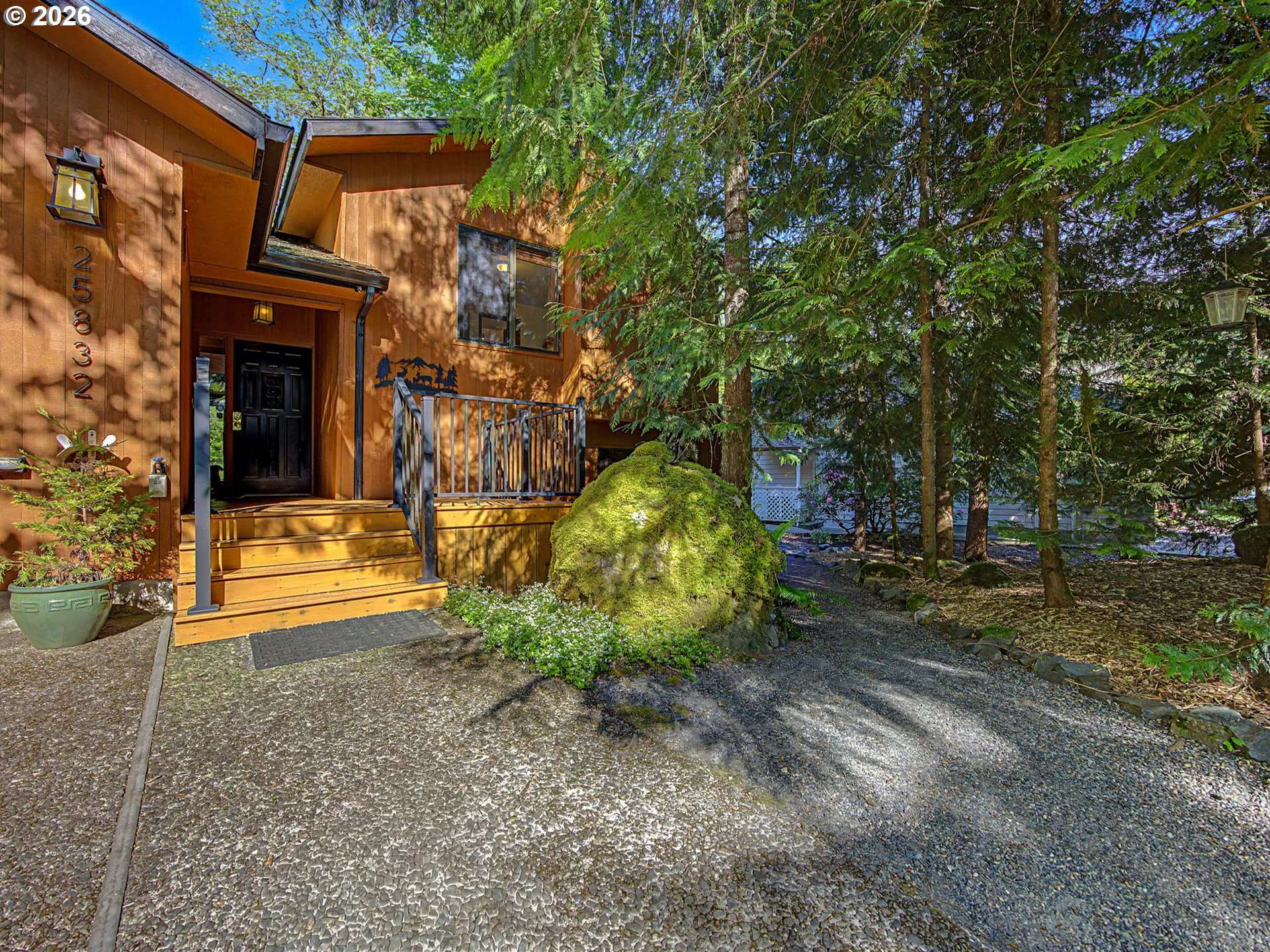 25832 E BRIGHT AVE, Welches, OR 97067