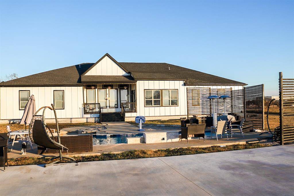 997 Ovilla Road, Waxahachie, TX 75167