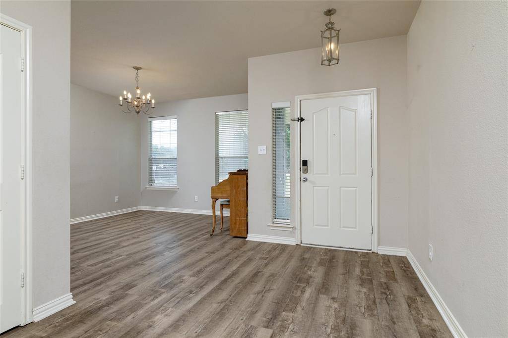 5133 Emmeryville Lane, Fort Worth, TX 76244