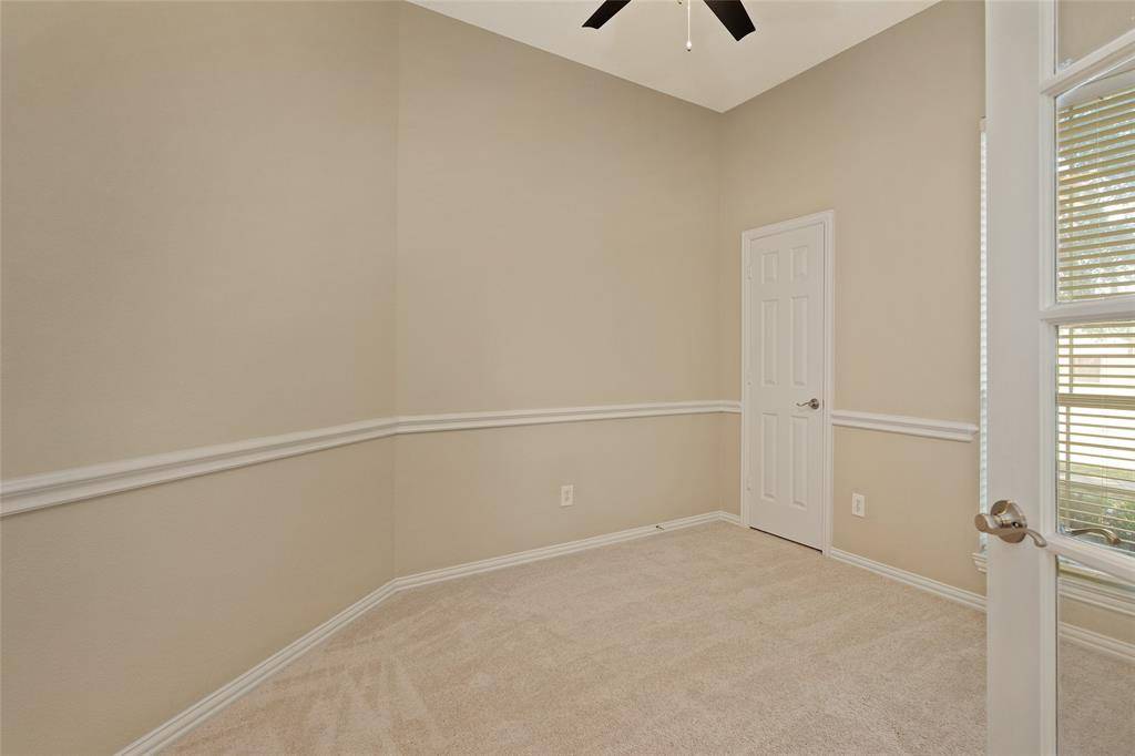 114 Midcrest Drive, Irving, TX 75063