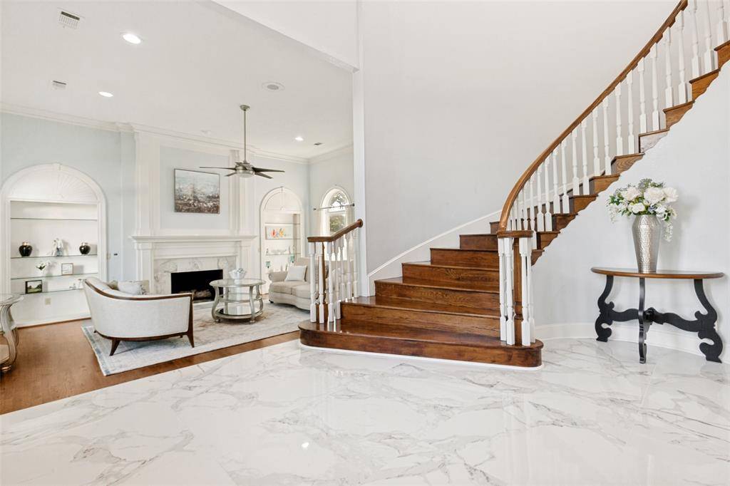 32 Victoria Drive, Rowlett, TX 75088