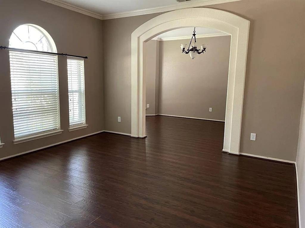 1233 Mcmahan Drive, Lewisville, TX 75077