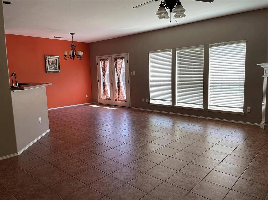 1233 Mcmahan Drive, Lewisville, TX 75077