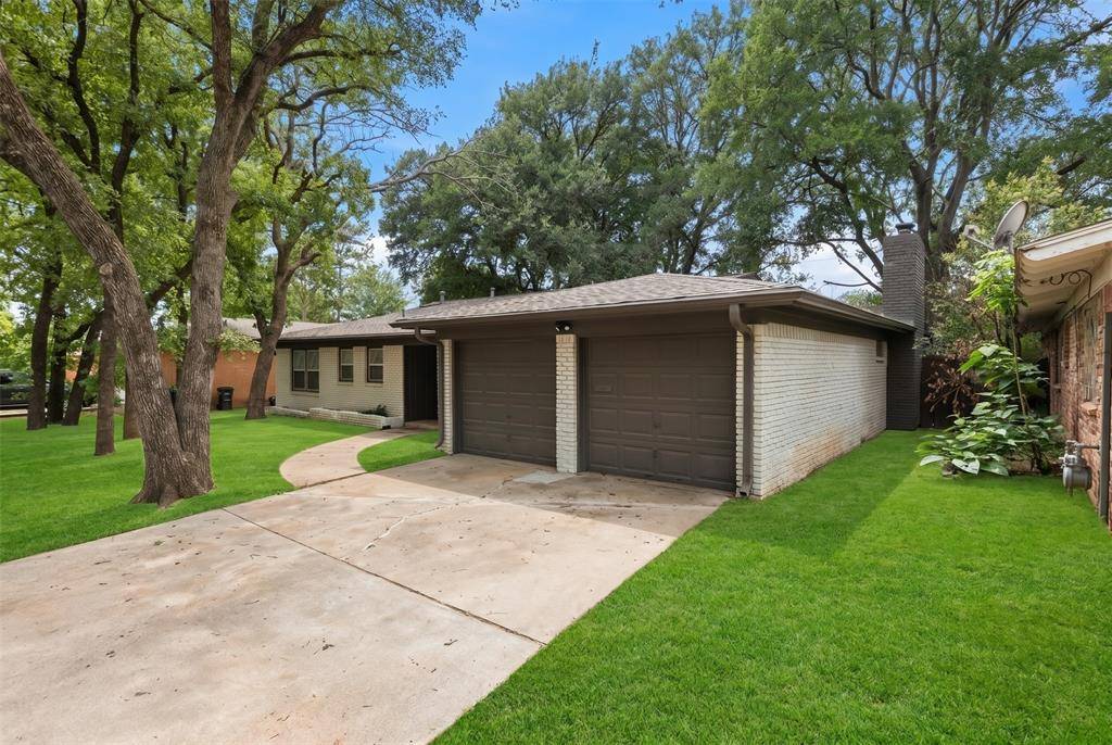 1508 Grantland Circle, Fort Worth, TX 76112