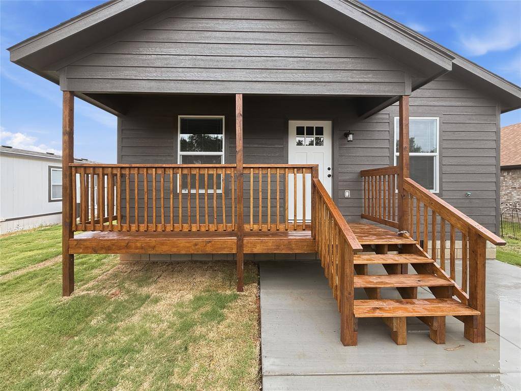 919 Arkansas River Drive, Granbury, TX 76048