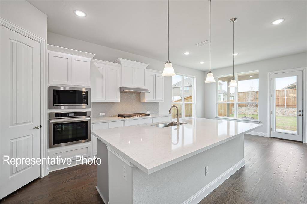 2297 Slate Drive, Waxahachie, TX 75167