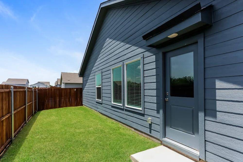 2624 Bartlett Street, Crandall, TX 75114