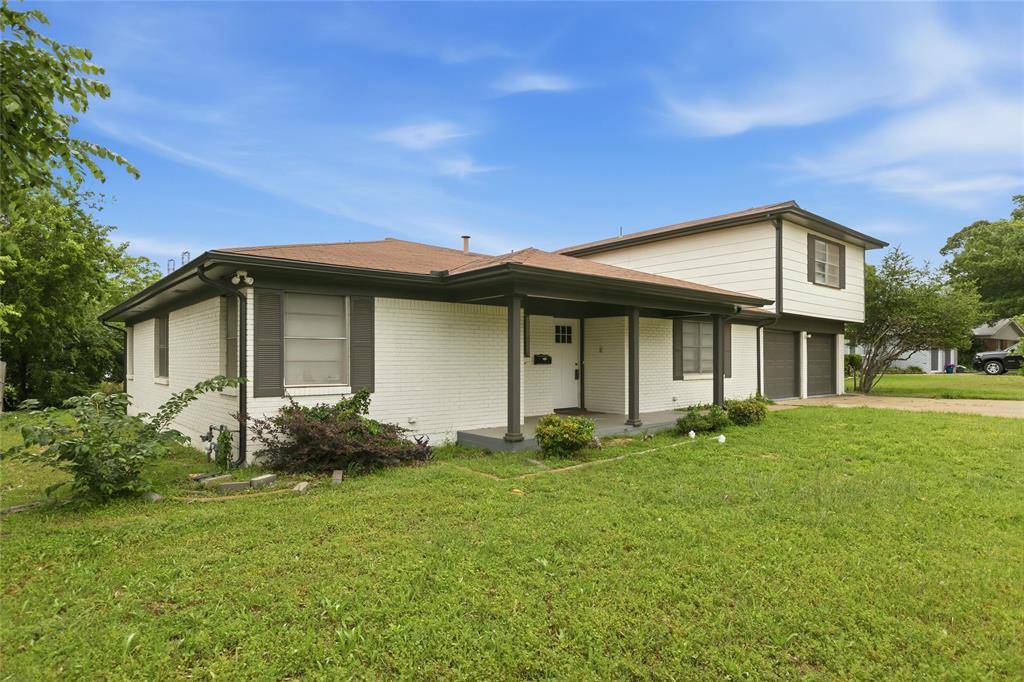 1732 Sheffield Place, Fort Worth, TX 76112
