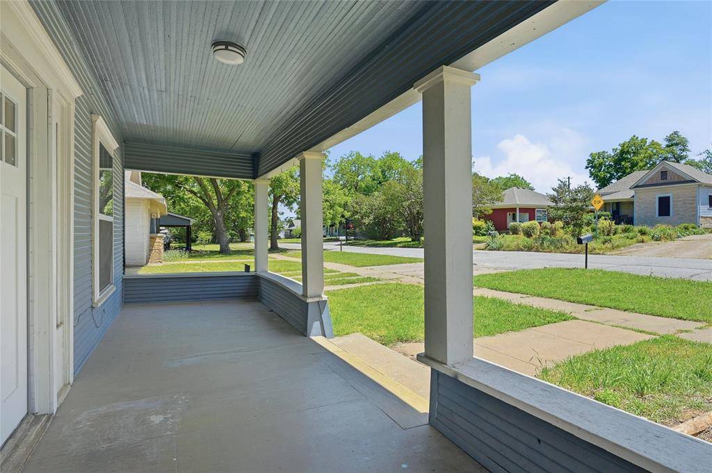 529 E Woodard Street, Denison, TX 75021
