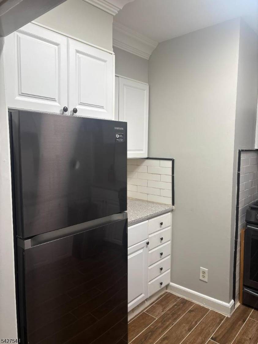24 Maiden Lane, Little Ferry Boro, NJ 07643