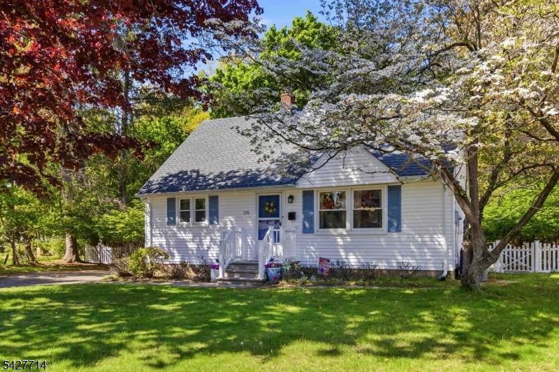 170 Marion Ct, Pompton Lakes Boro, NJ 07442