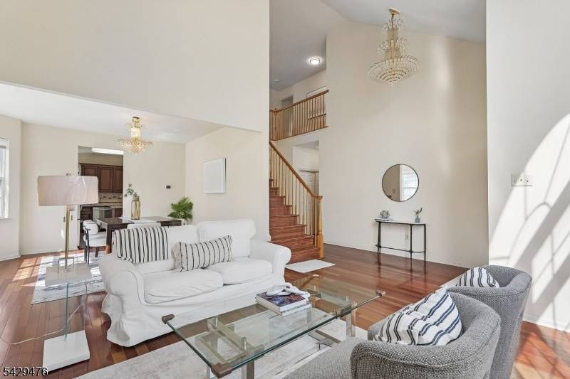 61 Shields Ln, Bridgewater Twp., NJ 08807