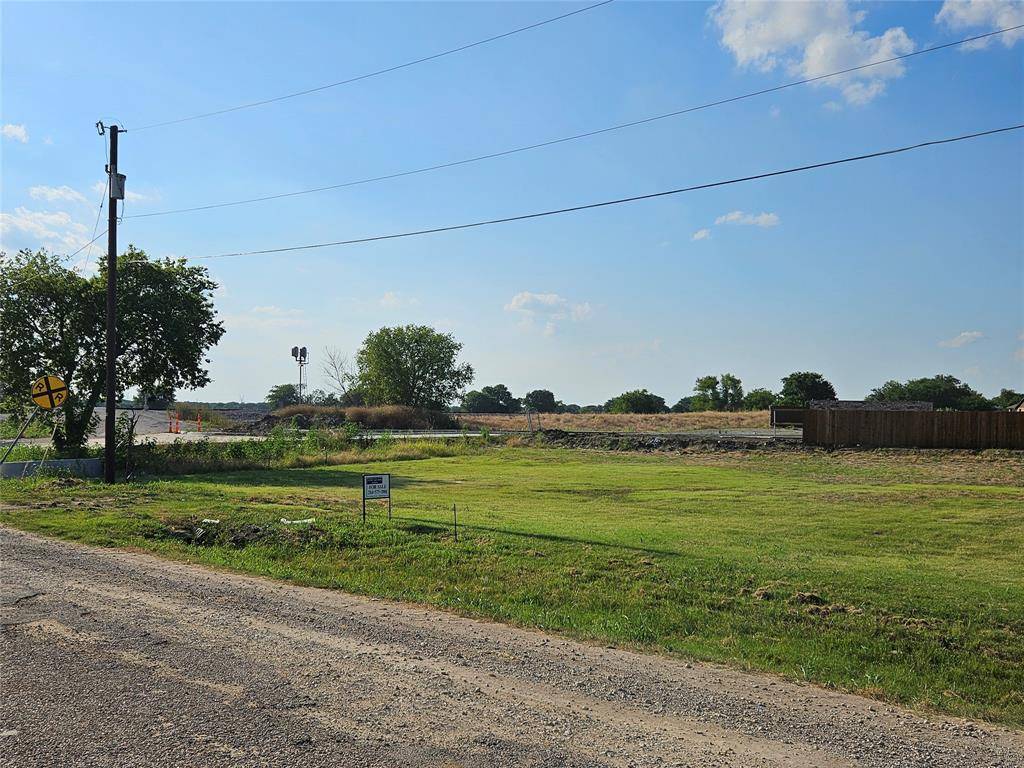 512 W Cedar Street, Gunter, TX 75058
