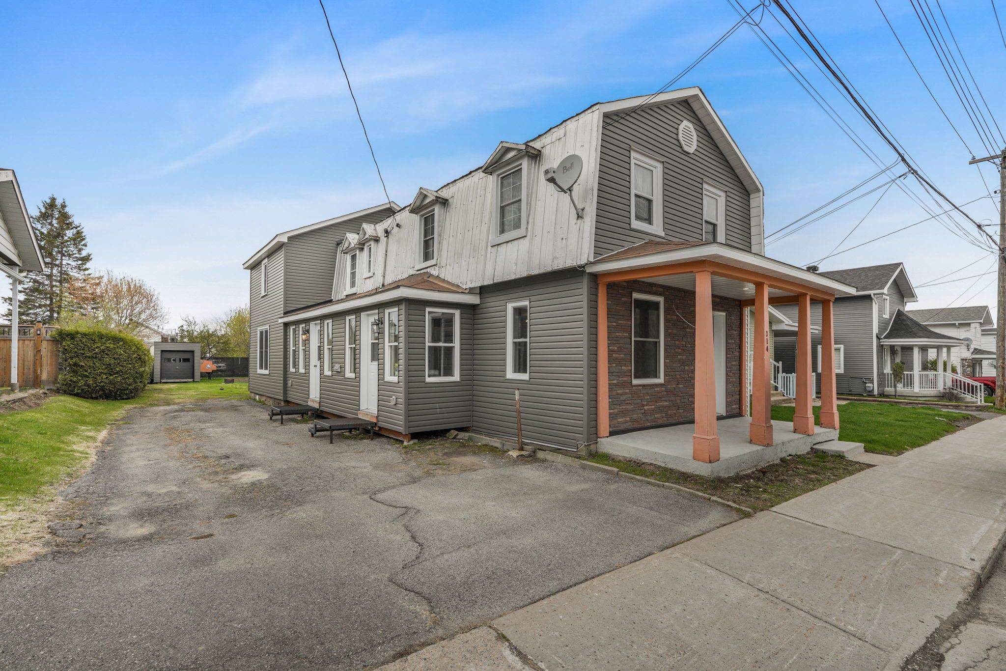 314 Laurier ST, Hawkesbury, ON K6A 2A4