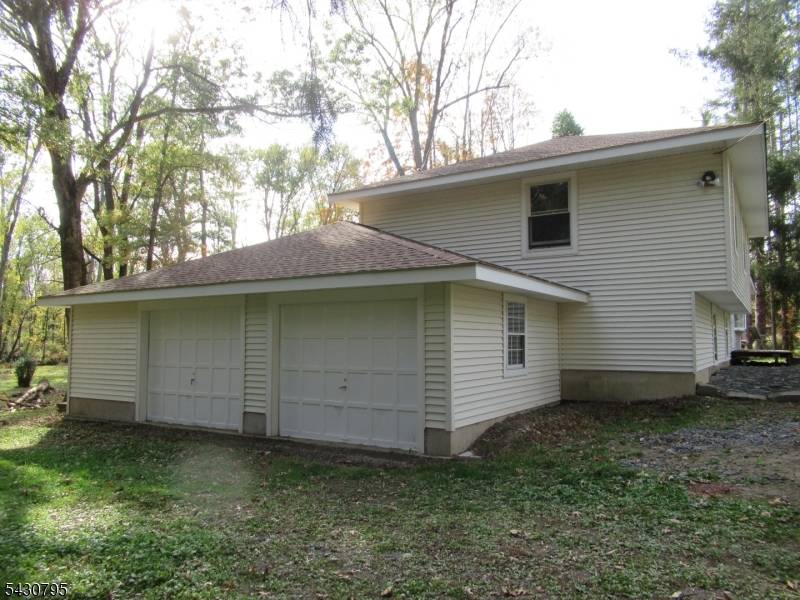192 Bryans Rd, Washington Twp., NJ 08827