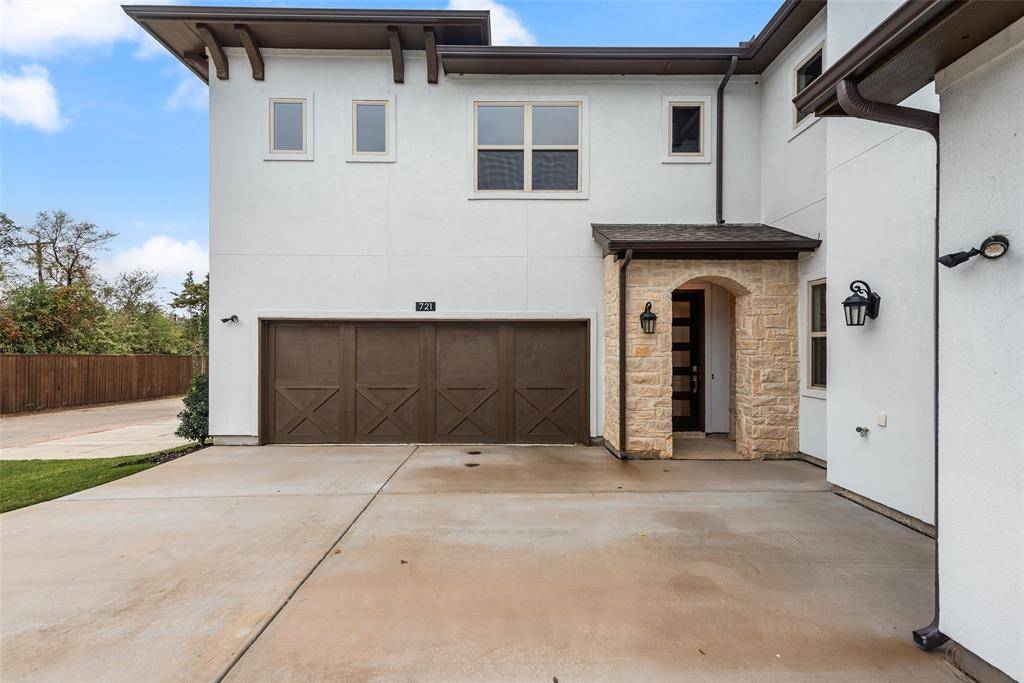 444 Waters Edge Drive #721, Hickory Creek, TX 75065