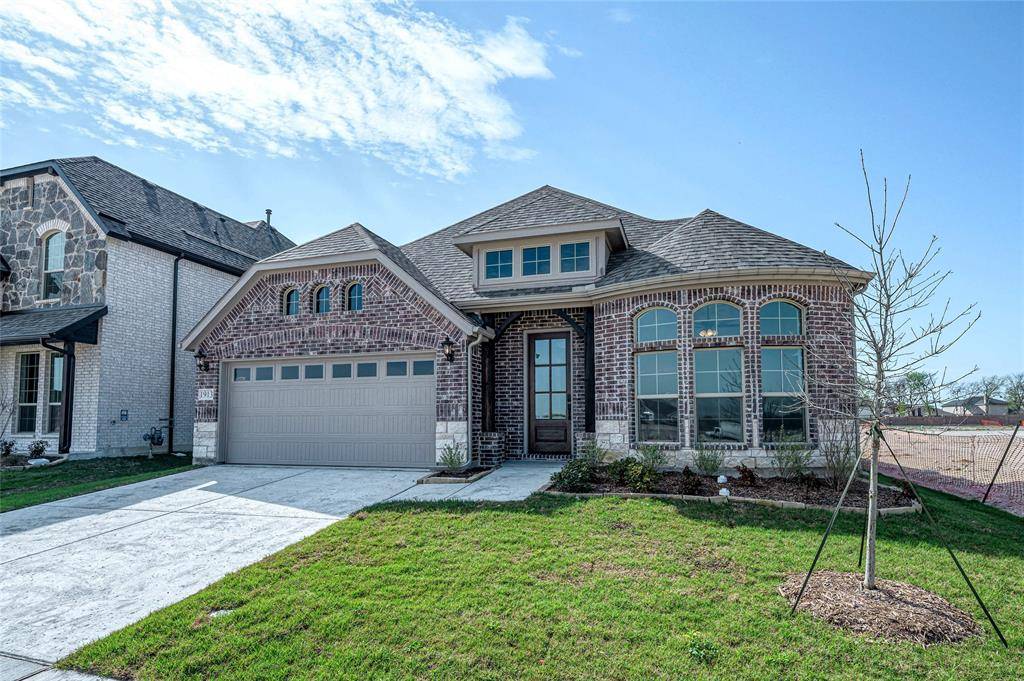 1913 Amber Gate Drive, Anna, TX 75409