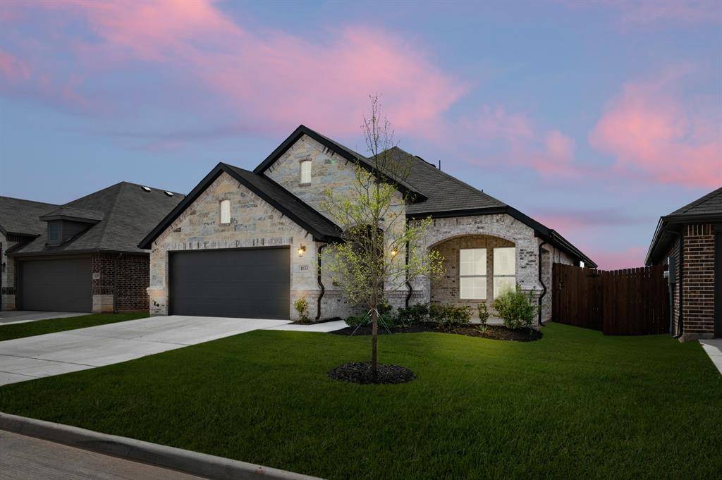 1133 Avery Road, Granbury, TX 76049