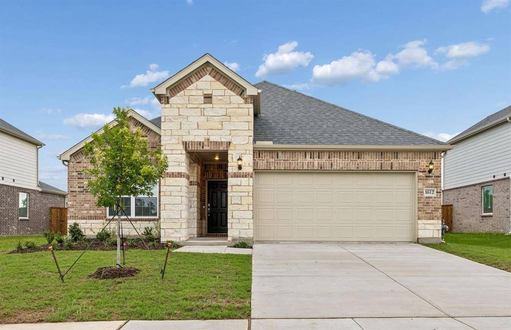 1612 Kendell Street, Anna, TX 75409