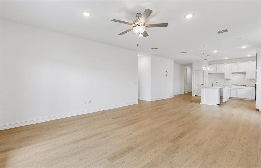 1612 Kendell Street, Anna, TX 75409