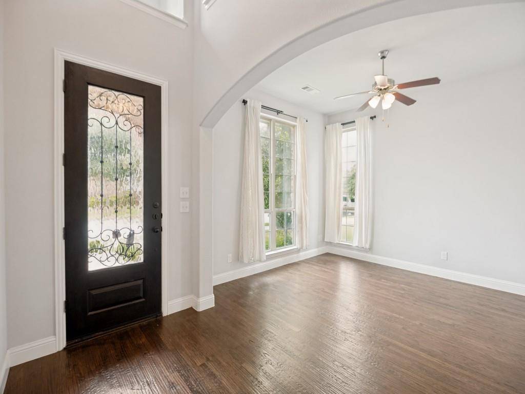 5009 Joseph Street, Lewisville, TX 75056