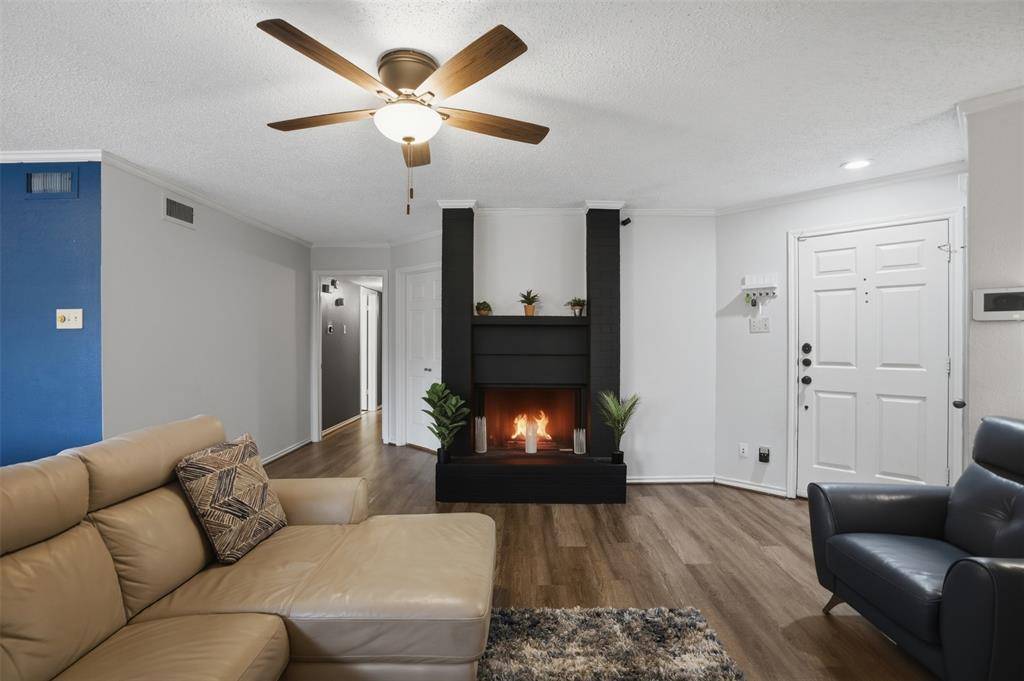 16301 Ledgemont Lane #281, Addison, TX 75001
