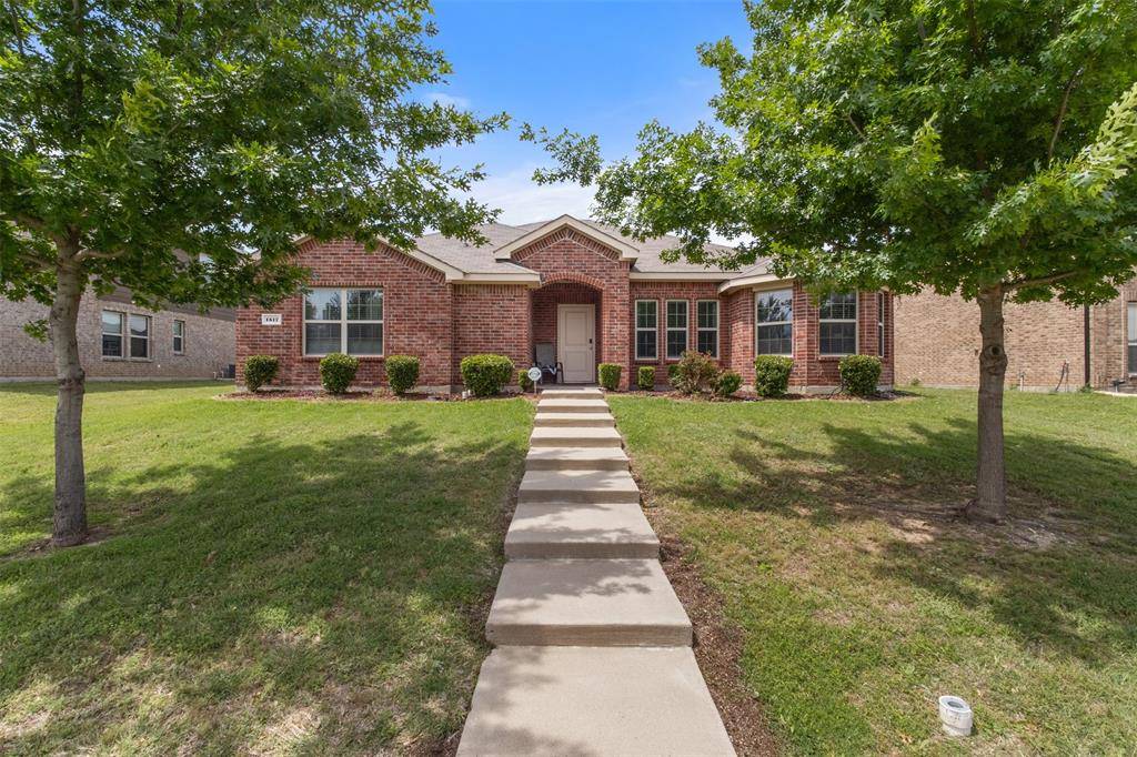 1517 Kentucky Avenue, Lancaster, TX 75134