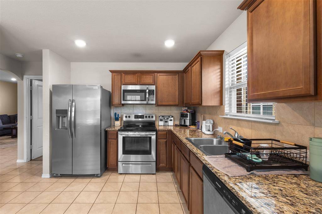 1517 Kentucky Avenue, Lancaster, TX 75134