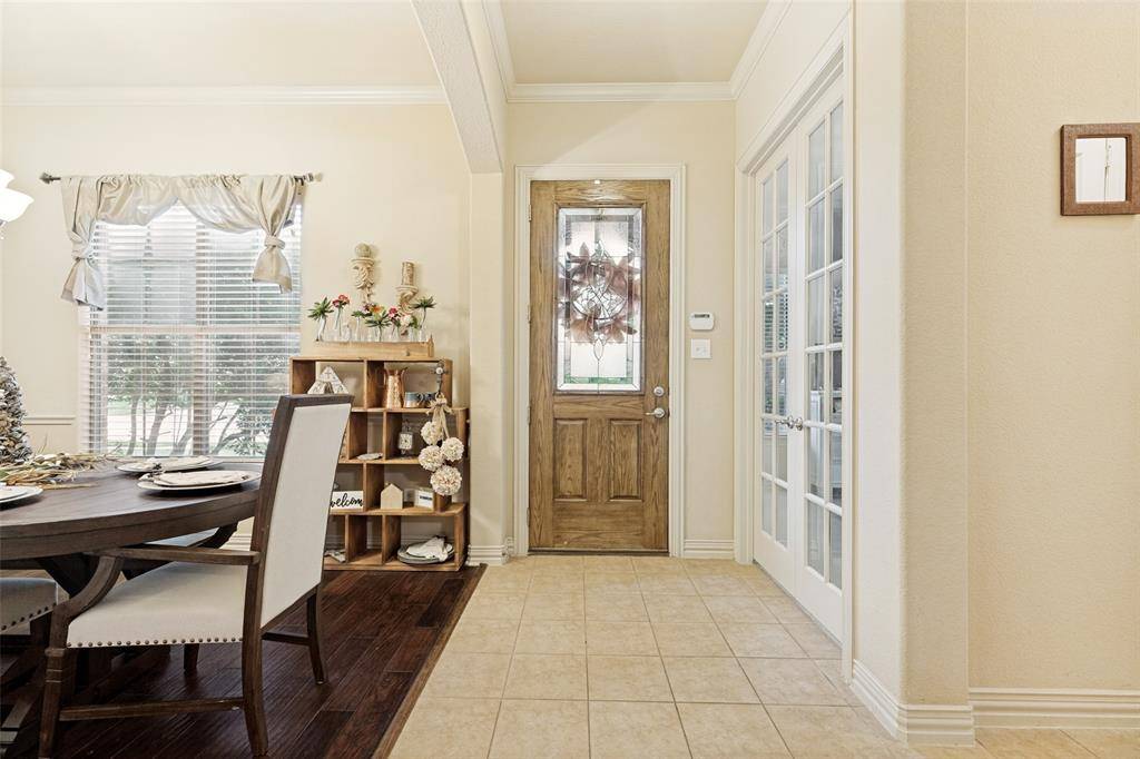 1547 Barksdale Drive, Lewisville, TX 75077