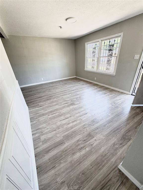 5636 Lester Granger Drive, Fort Worth, TX 76112