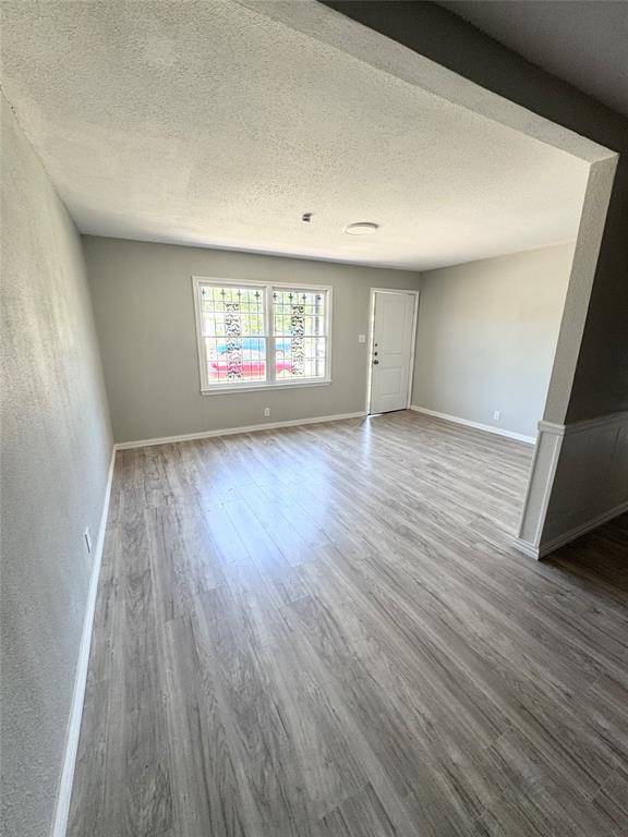 5636 Lester Granger Drive, Fort Worth, TX 76112