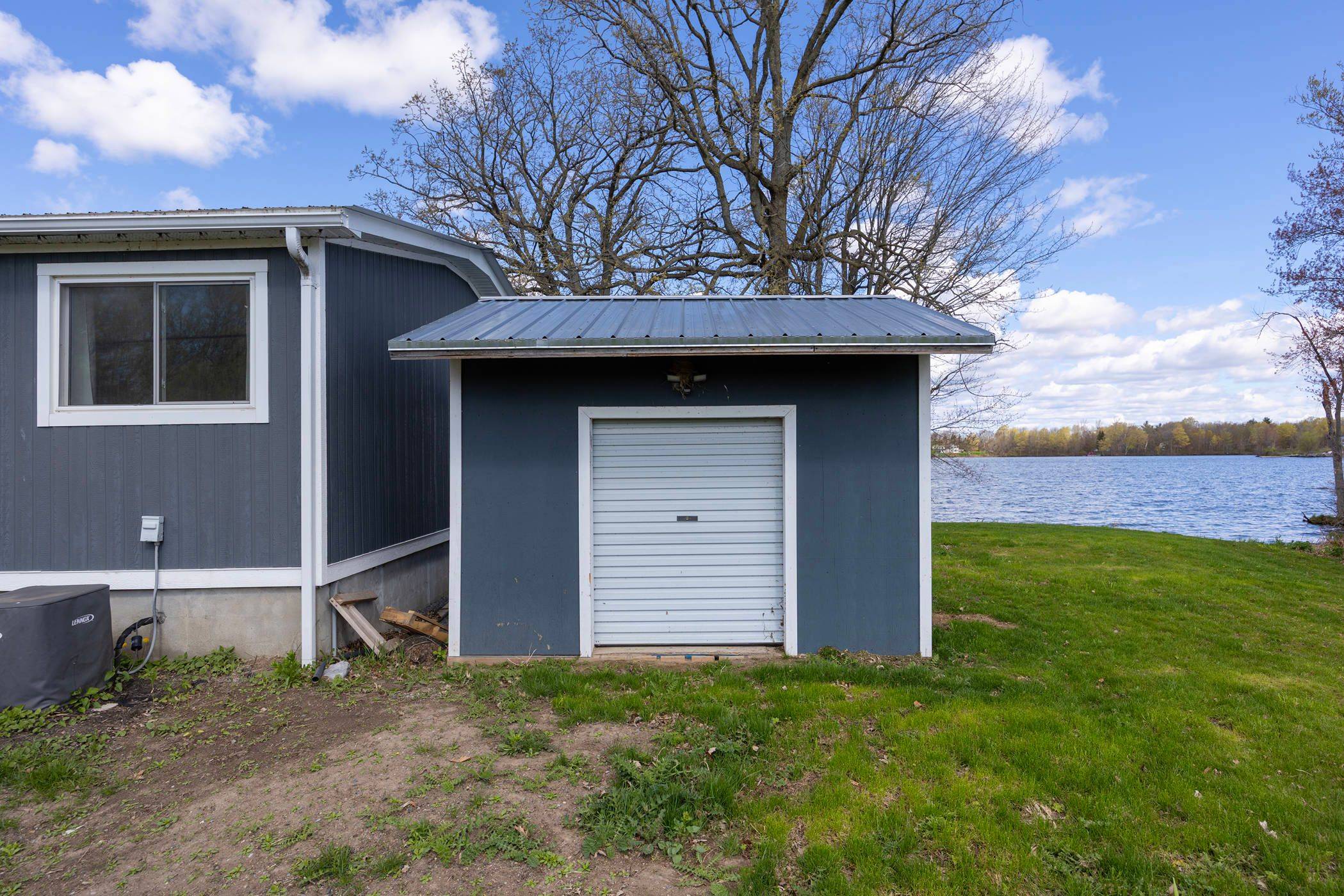 800 Natureshores LN #14, Kingston, ON K7L 4V3