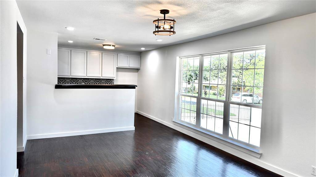 3315 Cedarcroft Lane, Dallas, TX 75233