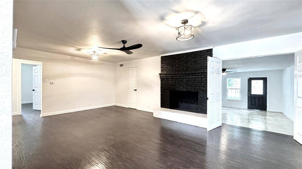 3315 Cedarcroft Lane, Dallas, TX 75233