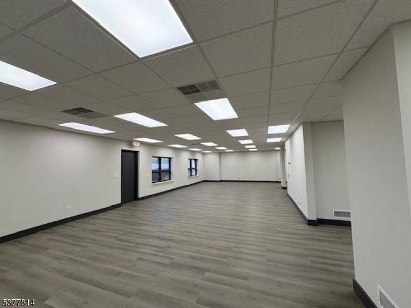 61 5Th St, Somerville Boro, NJ 08876