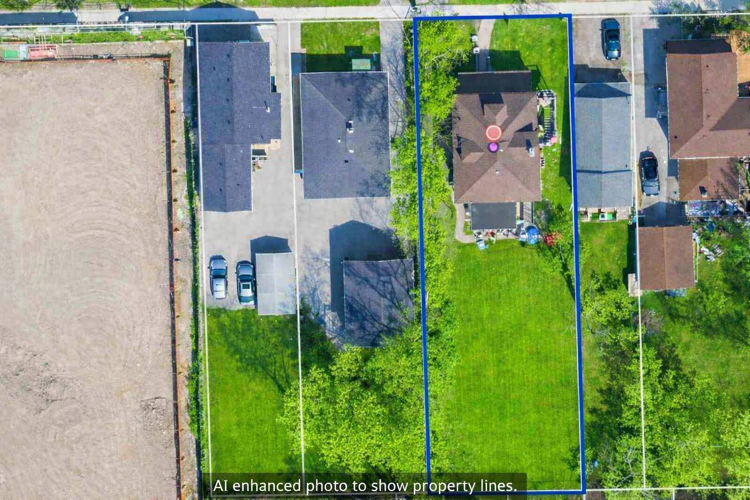 63 Mcdonald ST, Barrie, ON L4M 1P4