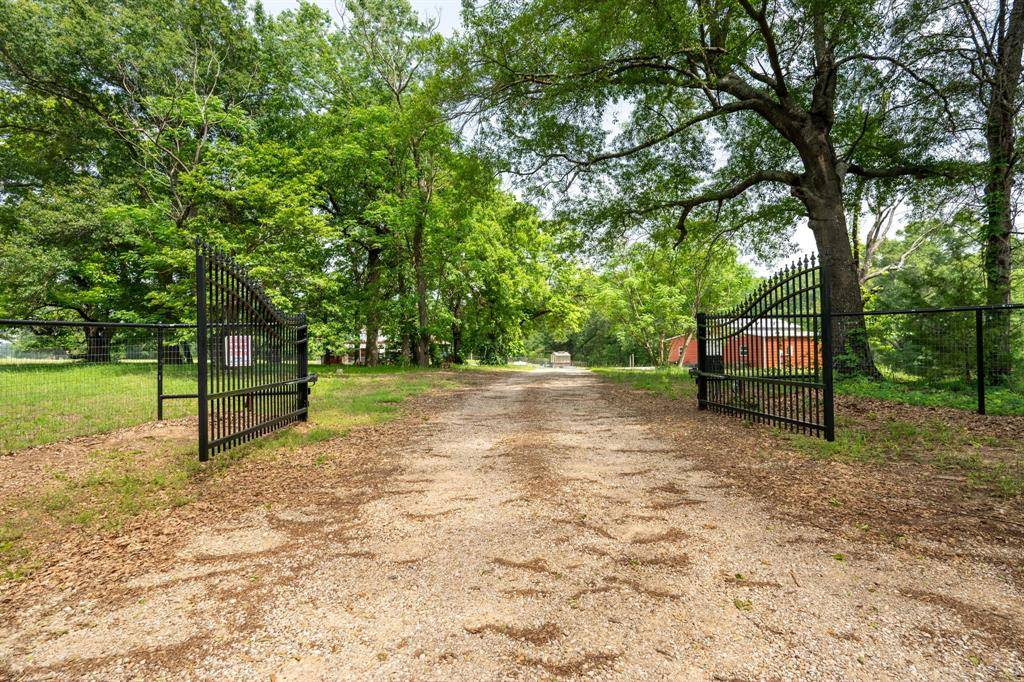 173 Rs County Road 2365, Alba, TX 75410