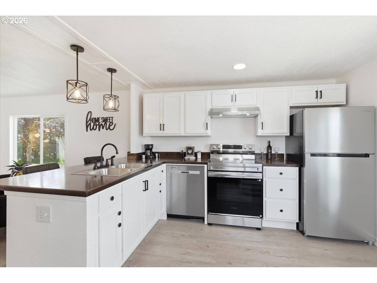 151 EDWARDS RD S #69, Monmouth, OR 97361